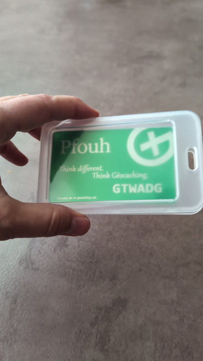 Badge géocaching personnalisé